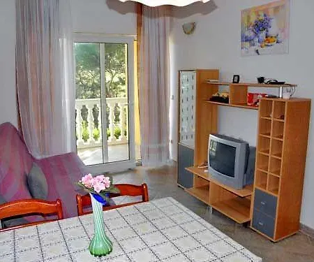 Apartment Vafire Jelsa (Hvar)